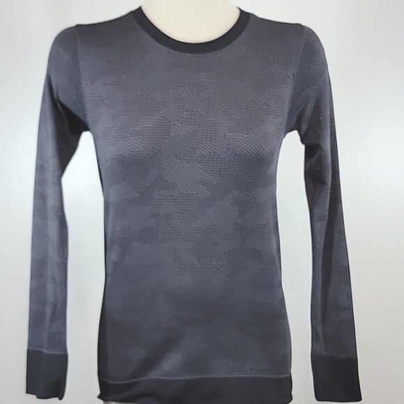 LULULEMON Swiftly Breathe Long Sleeve Vented Camo Top size 4 - Picture 1 of 8